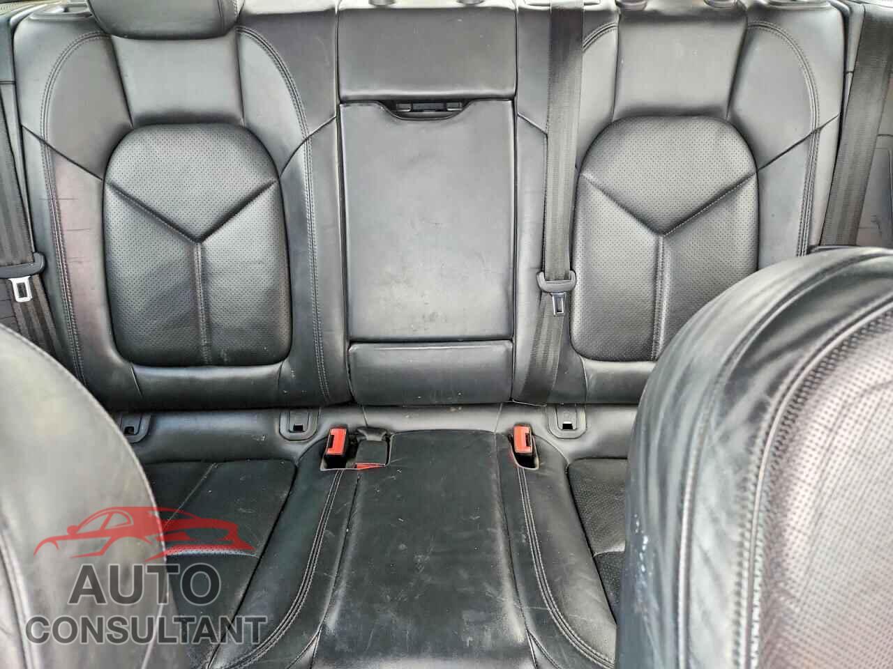 PORSCHE MACAN 2015 - WP1AB2A55FLB41558