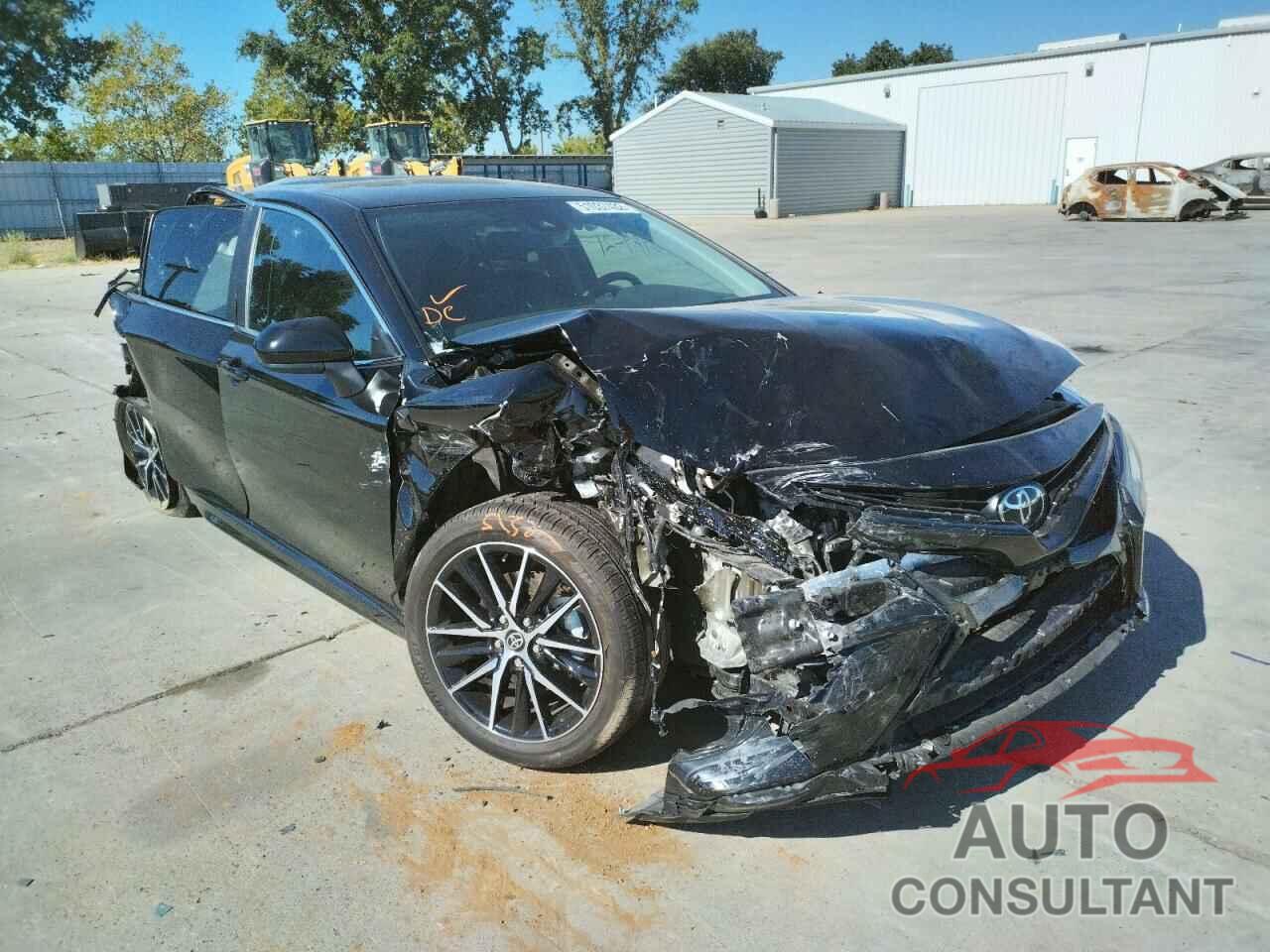TOYOTA CAMRY 2021 - 4T1G11AK6MU423323