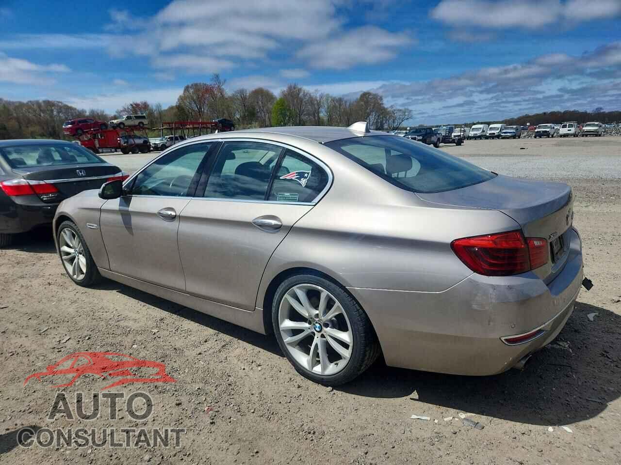 BMW 5 SERIES 2015 - WBA5B3C54FD545156