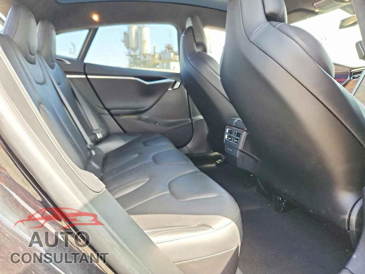 TESLA MODEL S 2017 - 5YJSA1E24HF193191