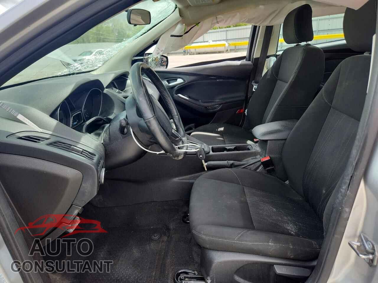 FORD FOCUS 2017 - 1FADP3FE8HL253343