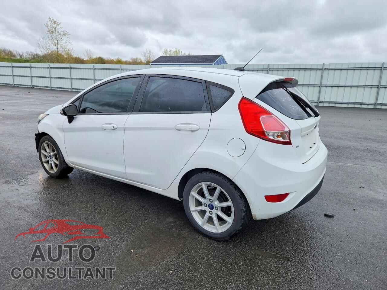 FORD FIESTA 2015 - 3FADP4EJ8FM106052