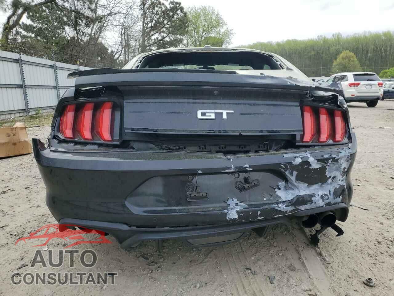 FORD MUSTANG 2018 - 1FA6P8CF4J5170263