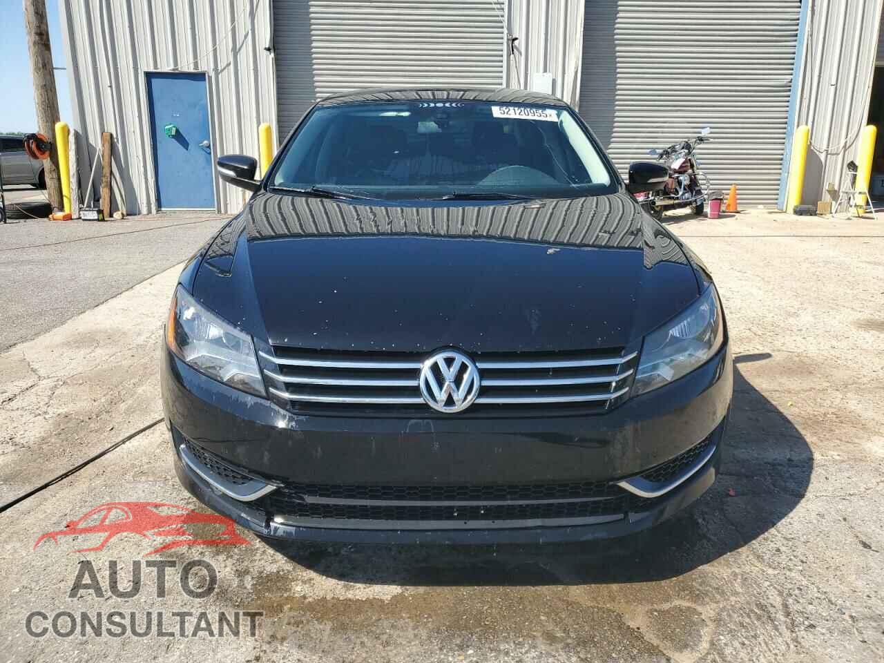 VOLKSWAGEN PASSAT 2014 - 1VWBP7A30EC002601
