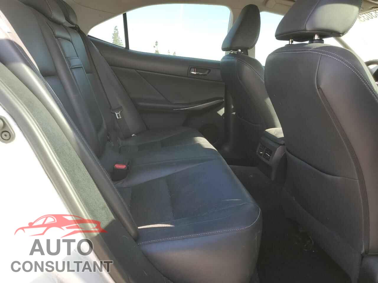 LEXUS IS 2014 - JTHBF1D29E5020006