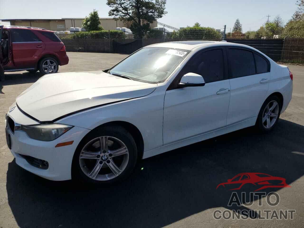 BMW 3 SERIES 2012 - WBA3A5G54CNP16588