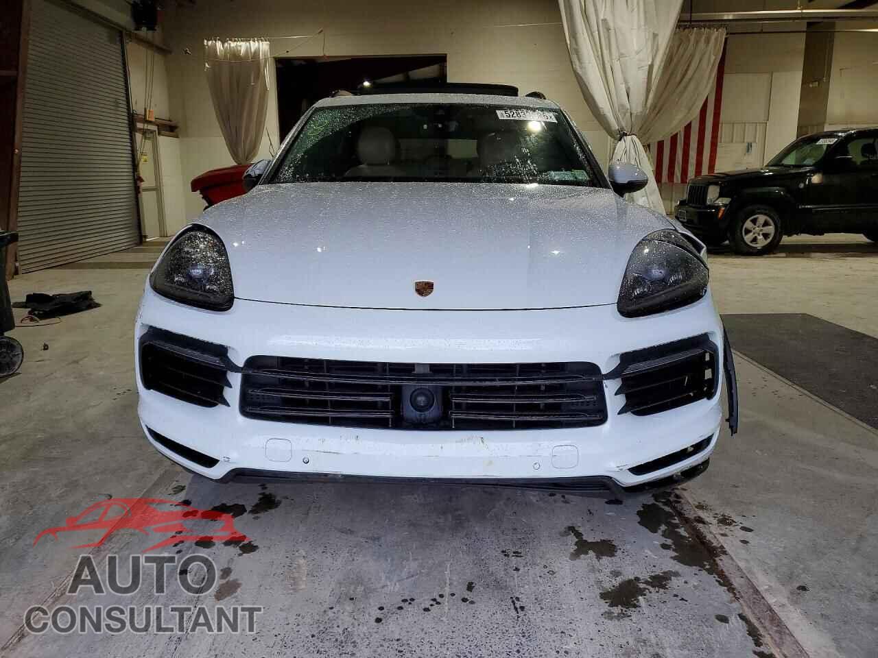 PORSCHE CAYENNE 2021 - WP1AA2AY0MDA05939