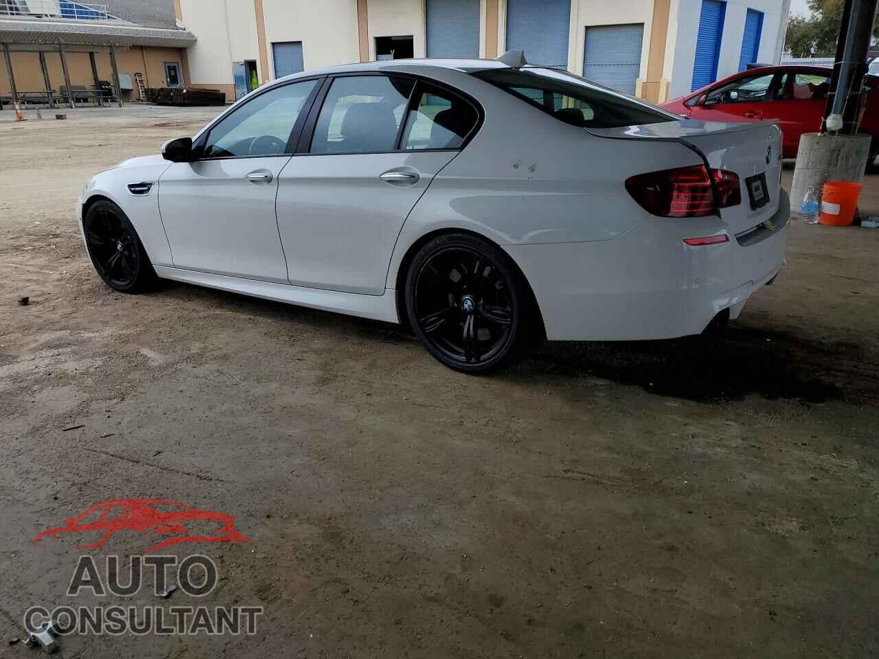 BMW M5 2015 - WBSFV9C54FD594903