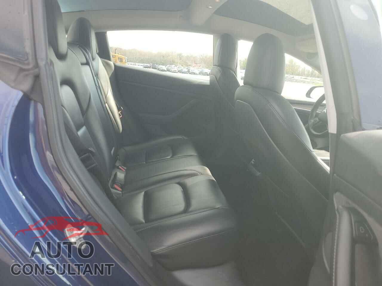 TESLA MODEL 3 2022 - 5YJ3E1EA7NF190281