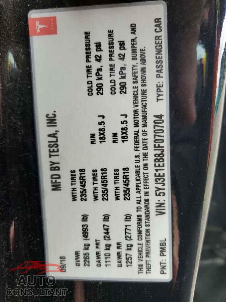 TESLA MODEL 3 2018 - 5YJ3E1EB8JF070704
