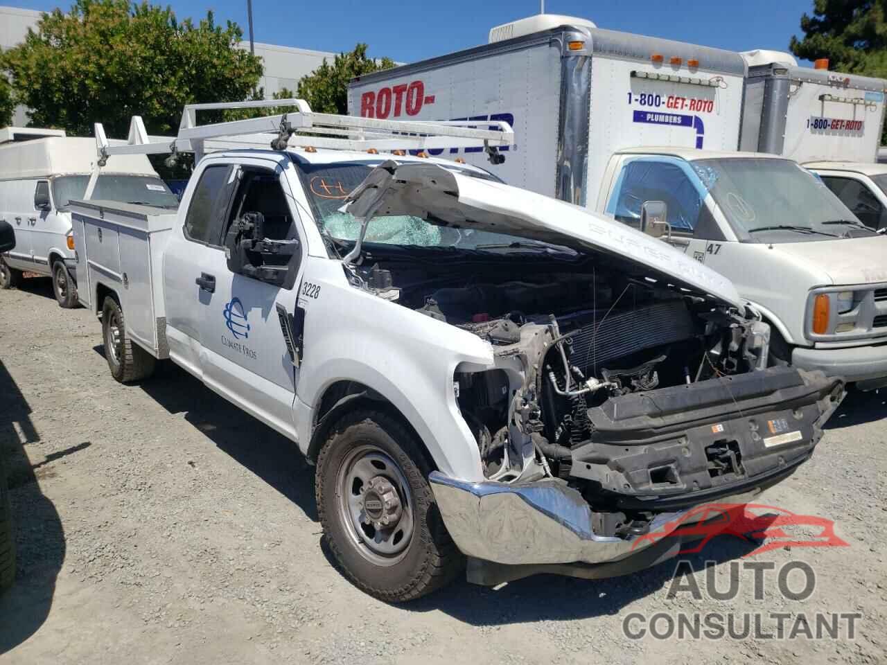 FORD F350 2019 - 1FD8X3E69KED73228