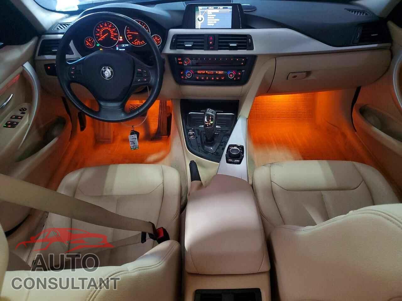 BMW 3 SERIES 2014 - WBA3C3C57EP660769