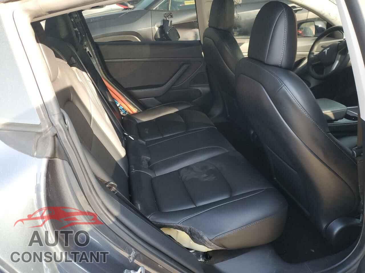 TESLA MODEL 3 2021 - 5YJ3E1EA9MF850268
