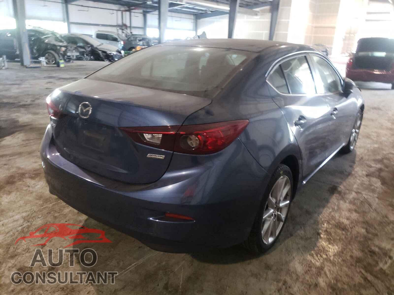 MAZDA 3 2017 - 3MZBN1V71HM111684