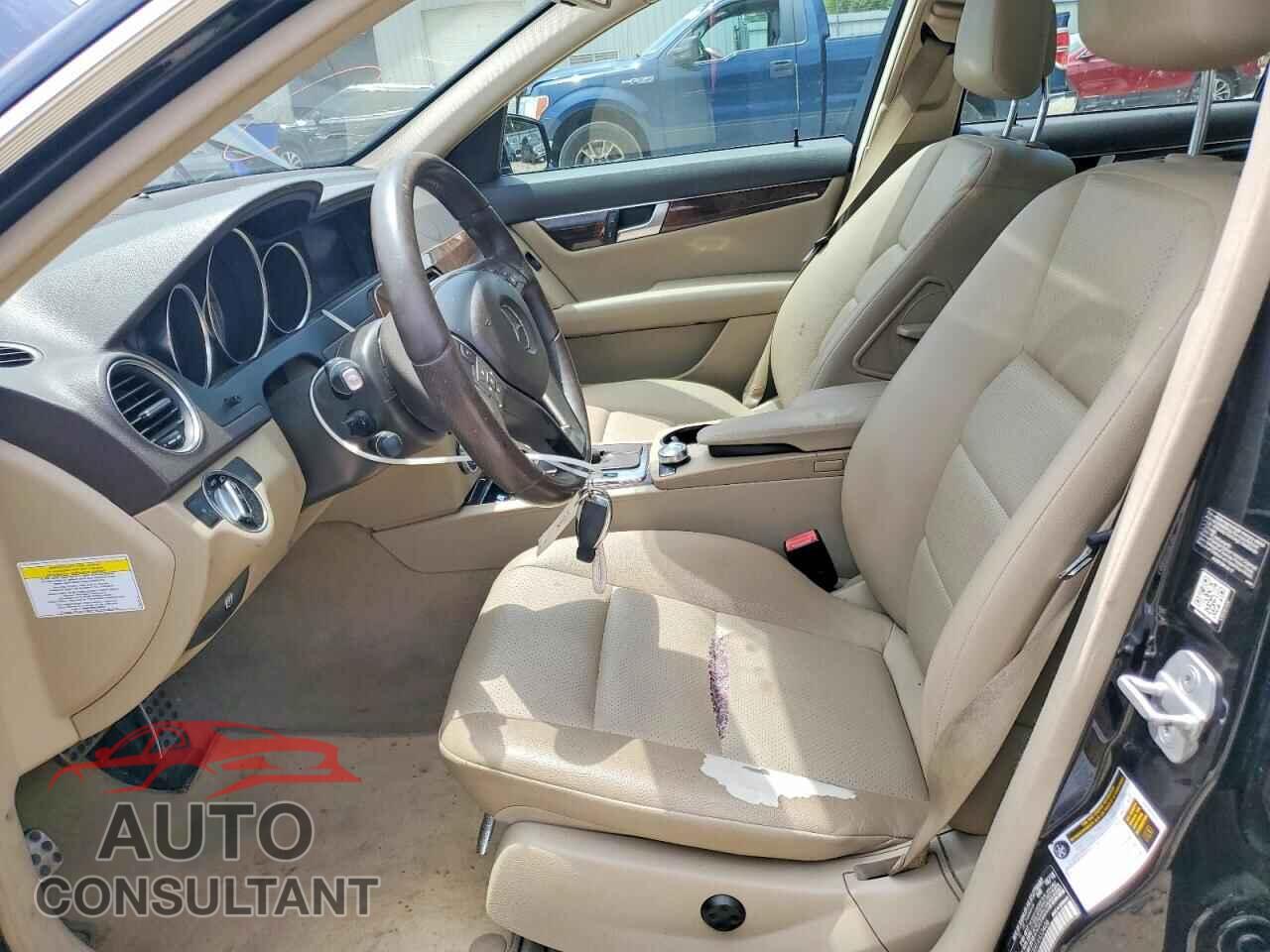 MERCEDES-BENZ C-CLASS 2014 - WDDGF8AB8EA933406