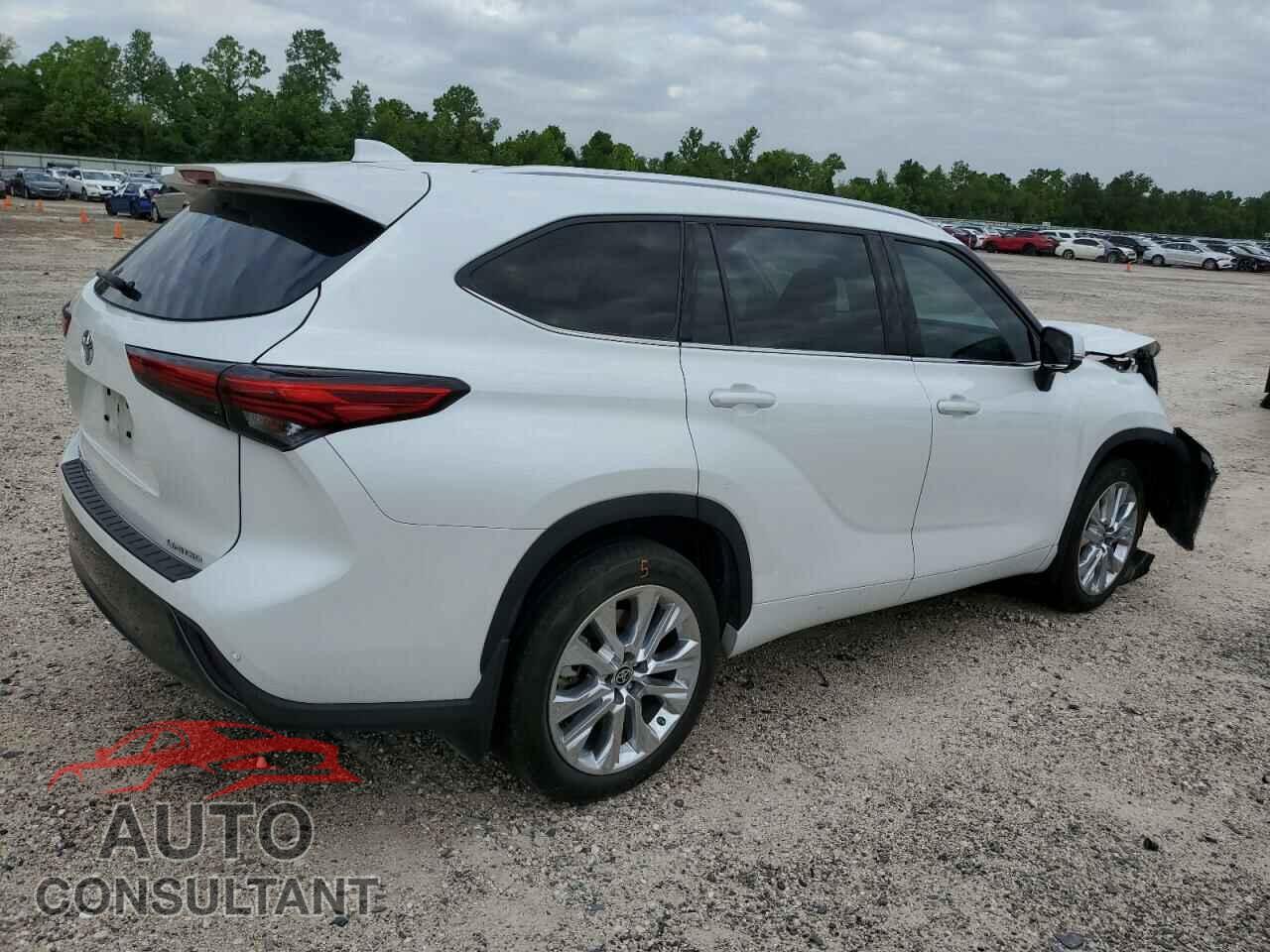 TOYOTA HIGHLANDER 2023 - 5TDKDRAH1PS004989