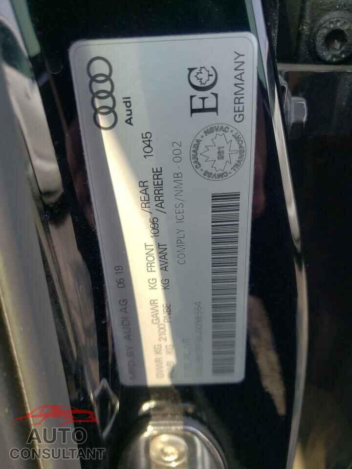 AUDI A3 2019 - WAUBEGFF5KA098564