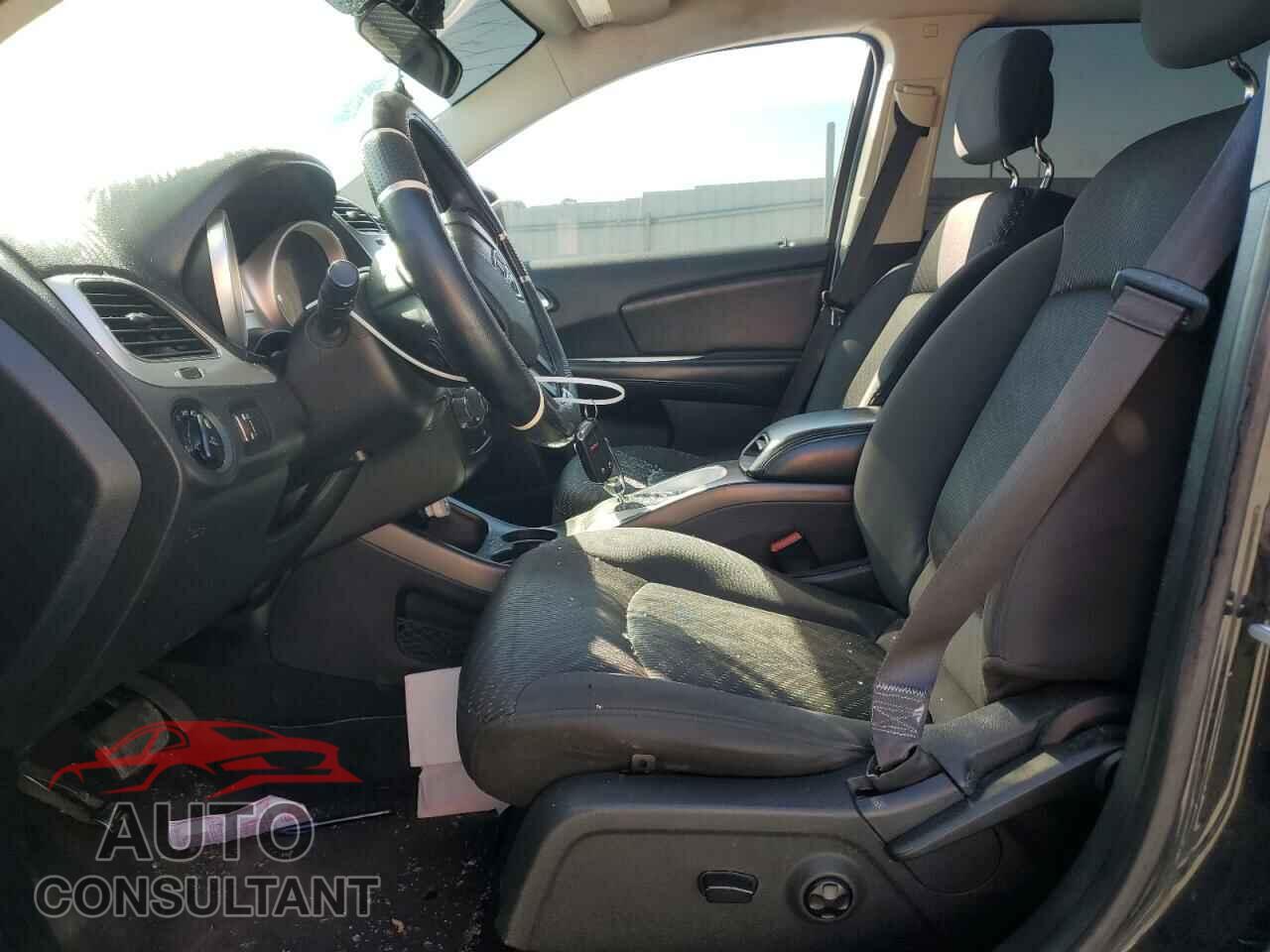 DODGE JOURNEY 2015 - 3C4PDCBG7FT628437