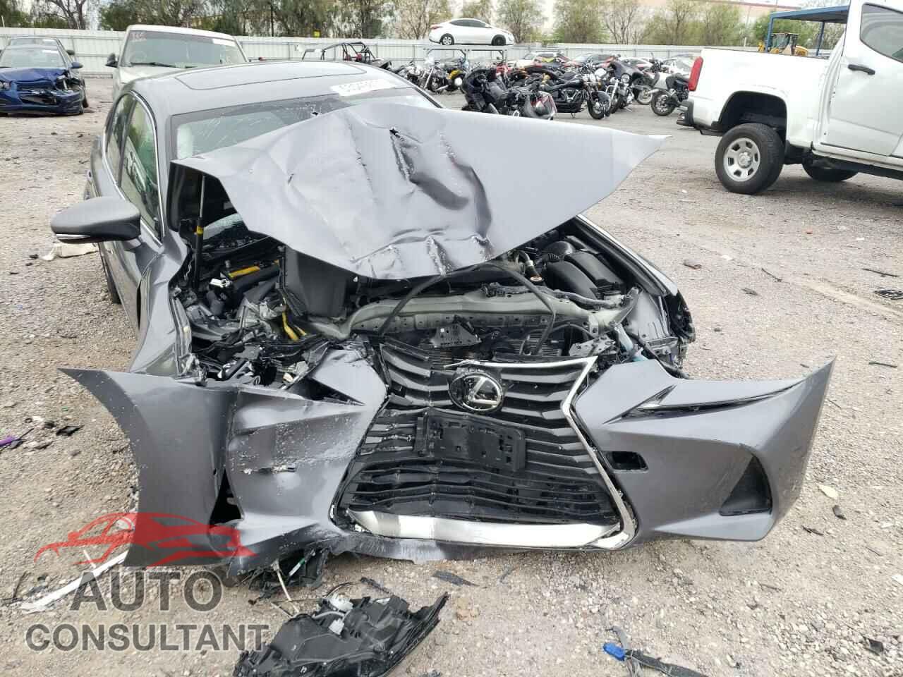 LEXUS IS 2017 - JTHBA1D29H5042333