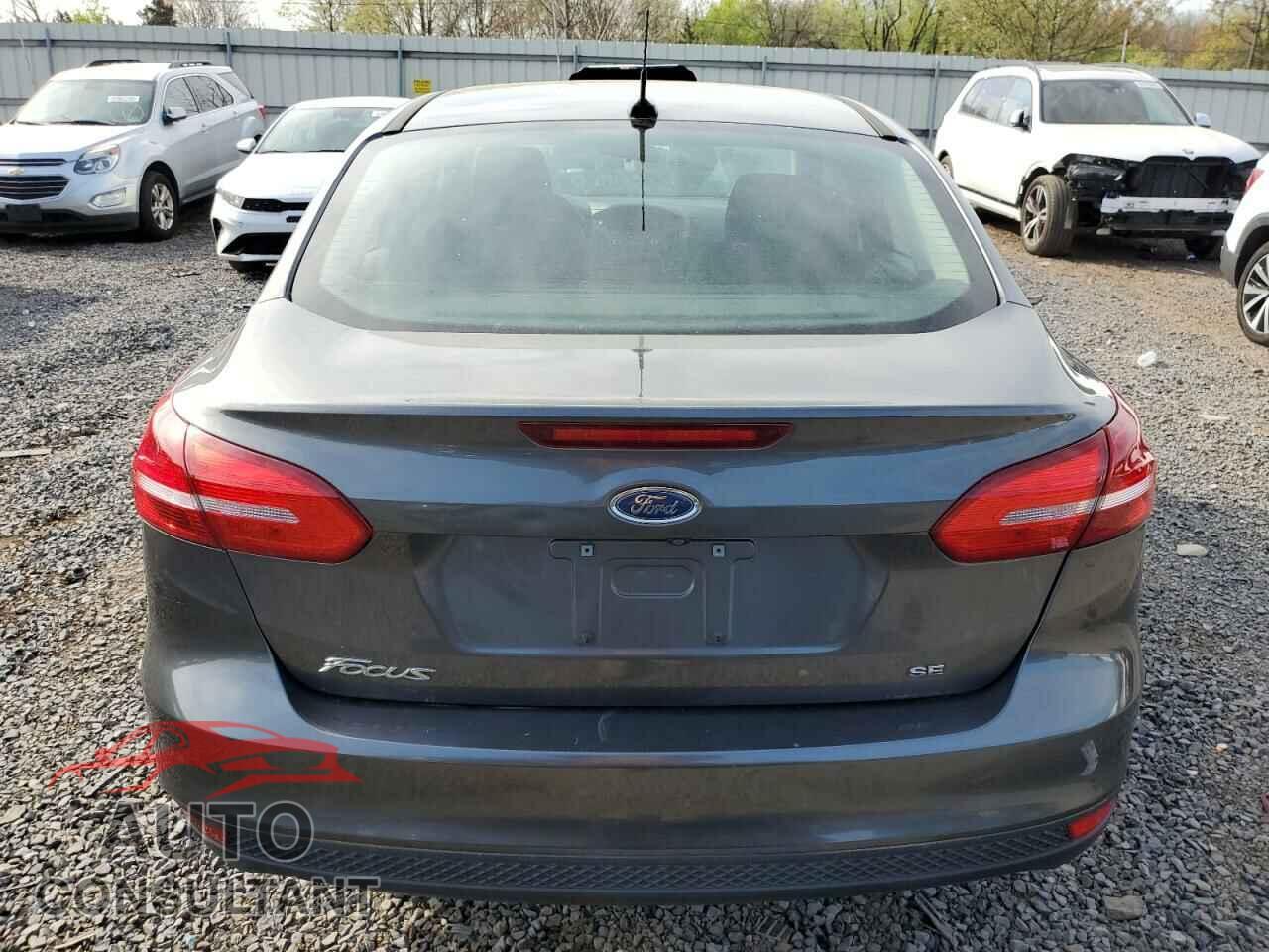 FORD FOCUS 2018 - 1FADP3F28JL208317