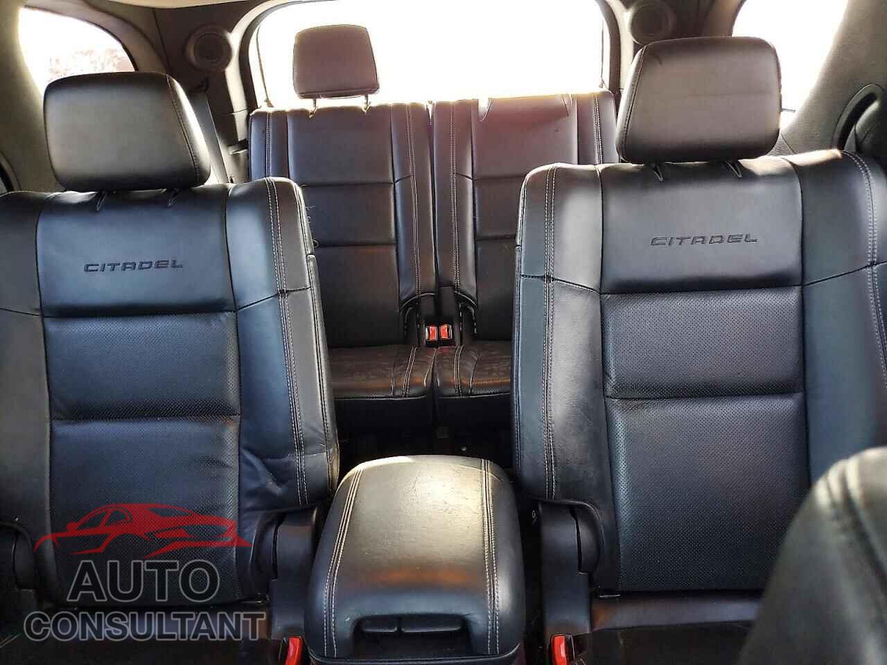 DODGE DURANGO 2017 - 1C4RDJEG8HC664841