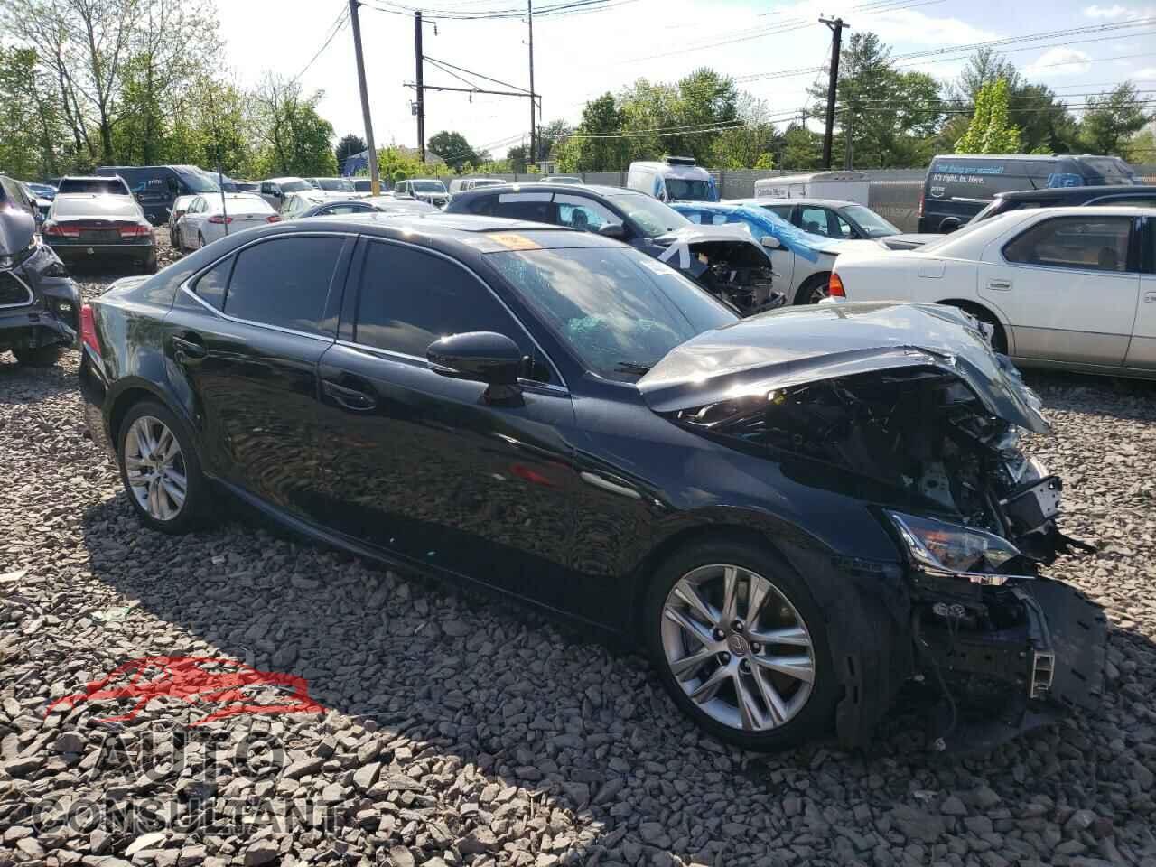 LEXUS IS 2019 - JTHC81D29K5034255