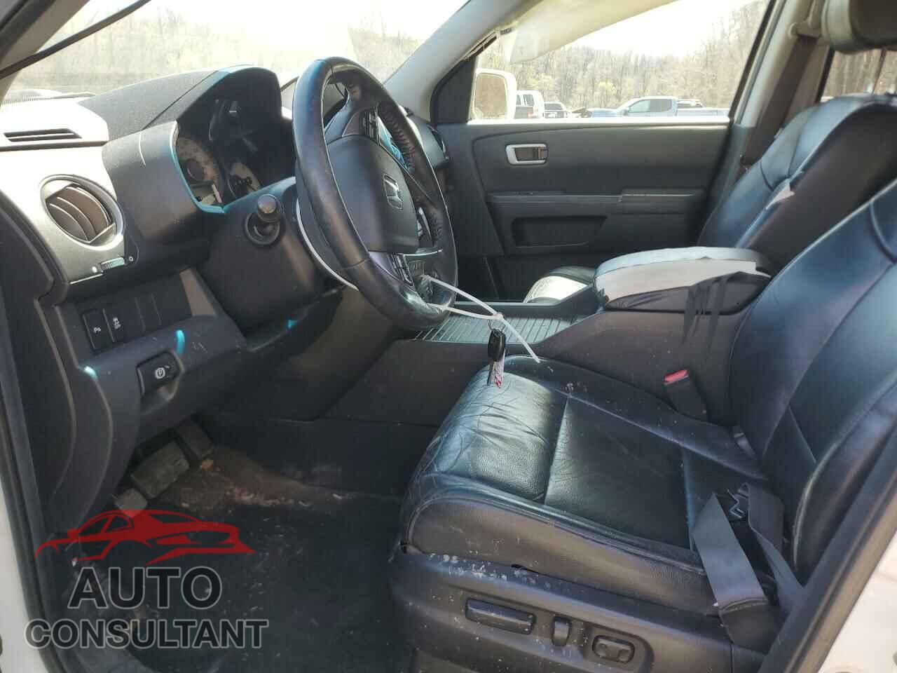 HONDA PILOT 2013 - 5FNYF4H98DB066086