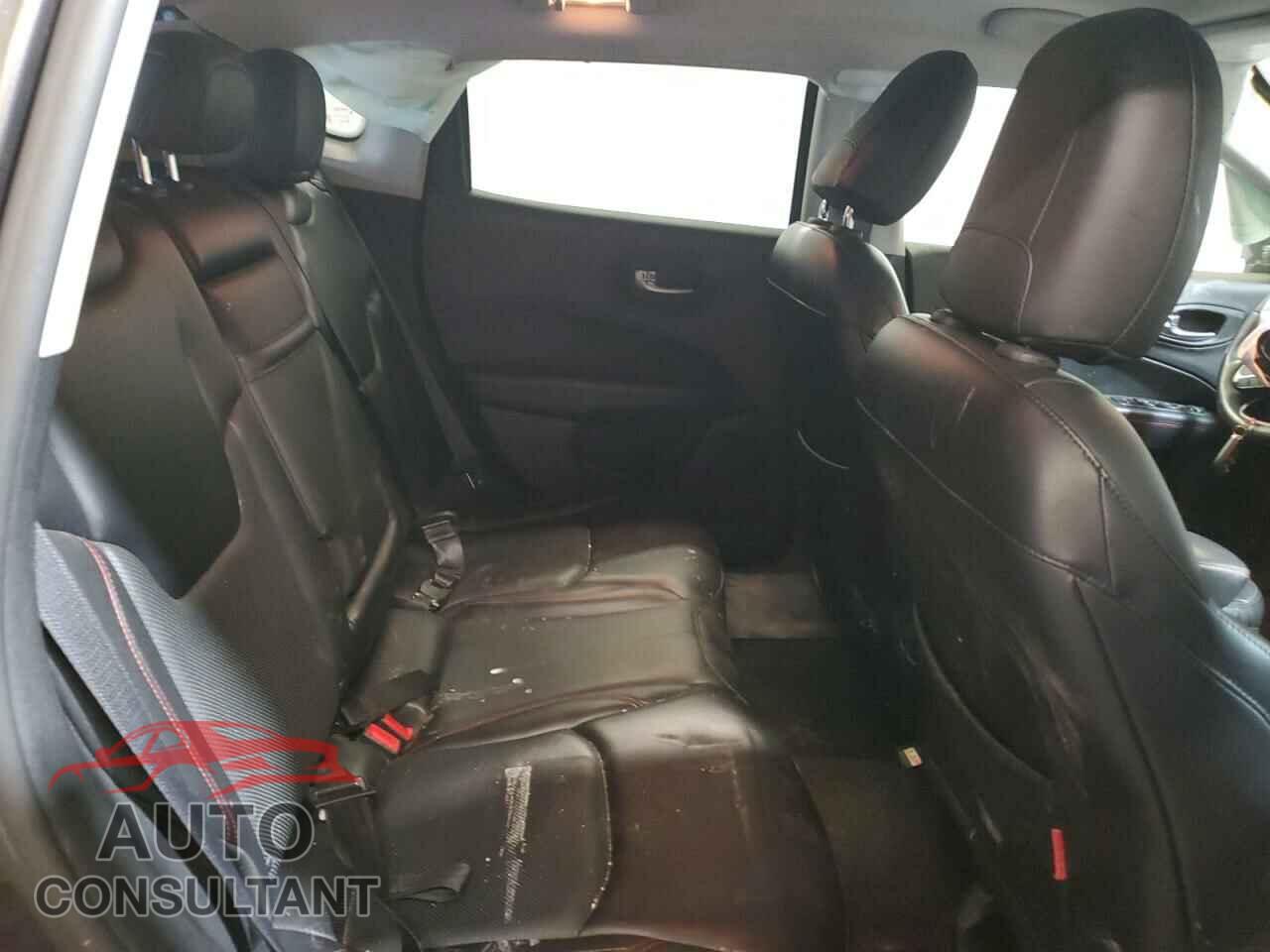 JEEP COMPASS 2017 - 3C4NJDDB2HT607053