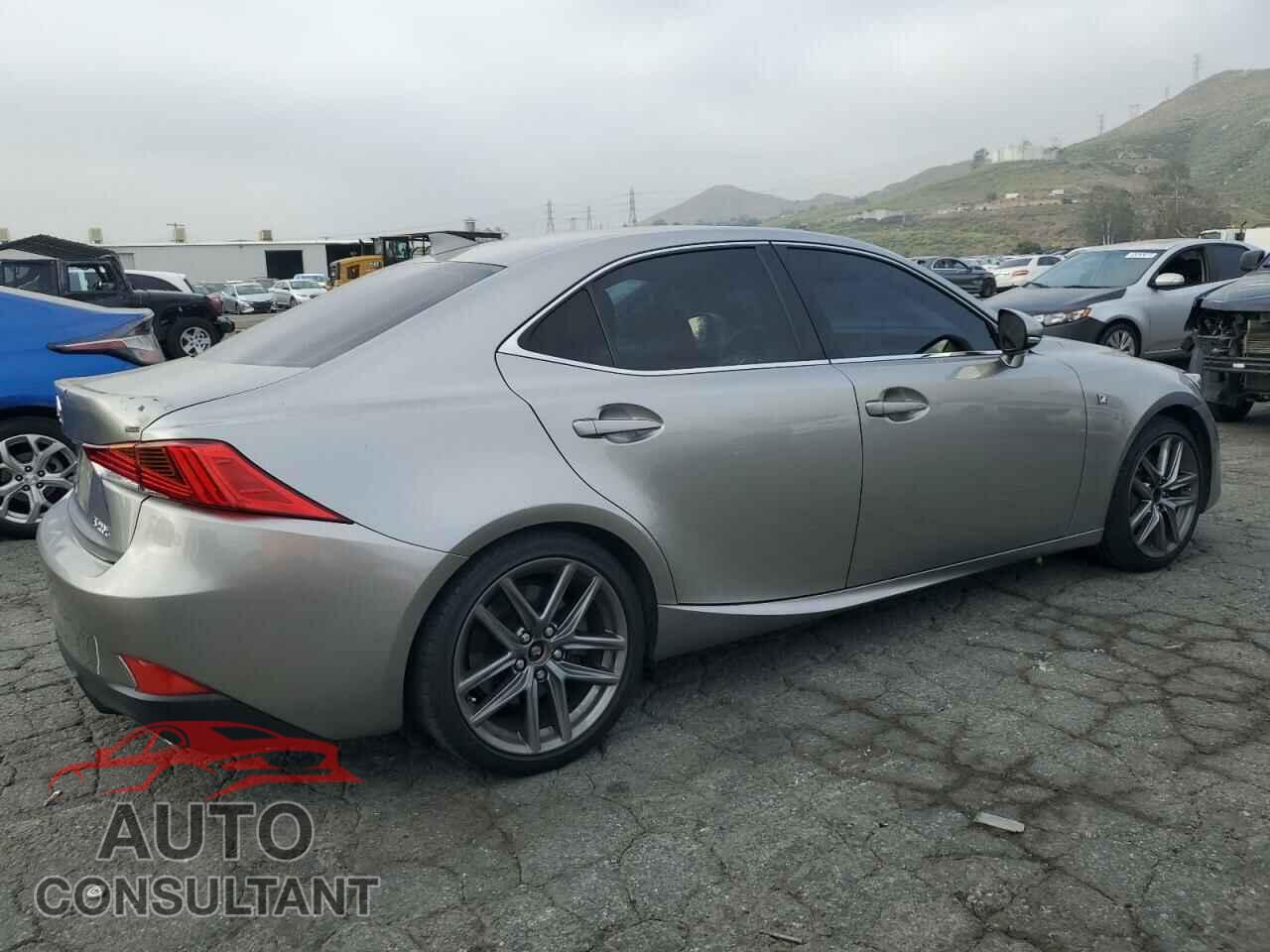 LEXUS IS 2017 - JTHBA1D22H5057109
