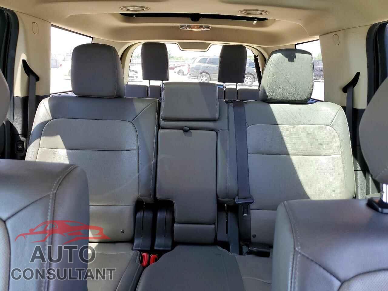 FORD FLEX 2017 - 2FMHK6C80HBA11250