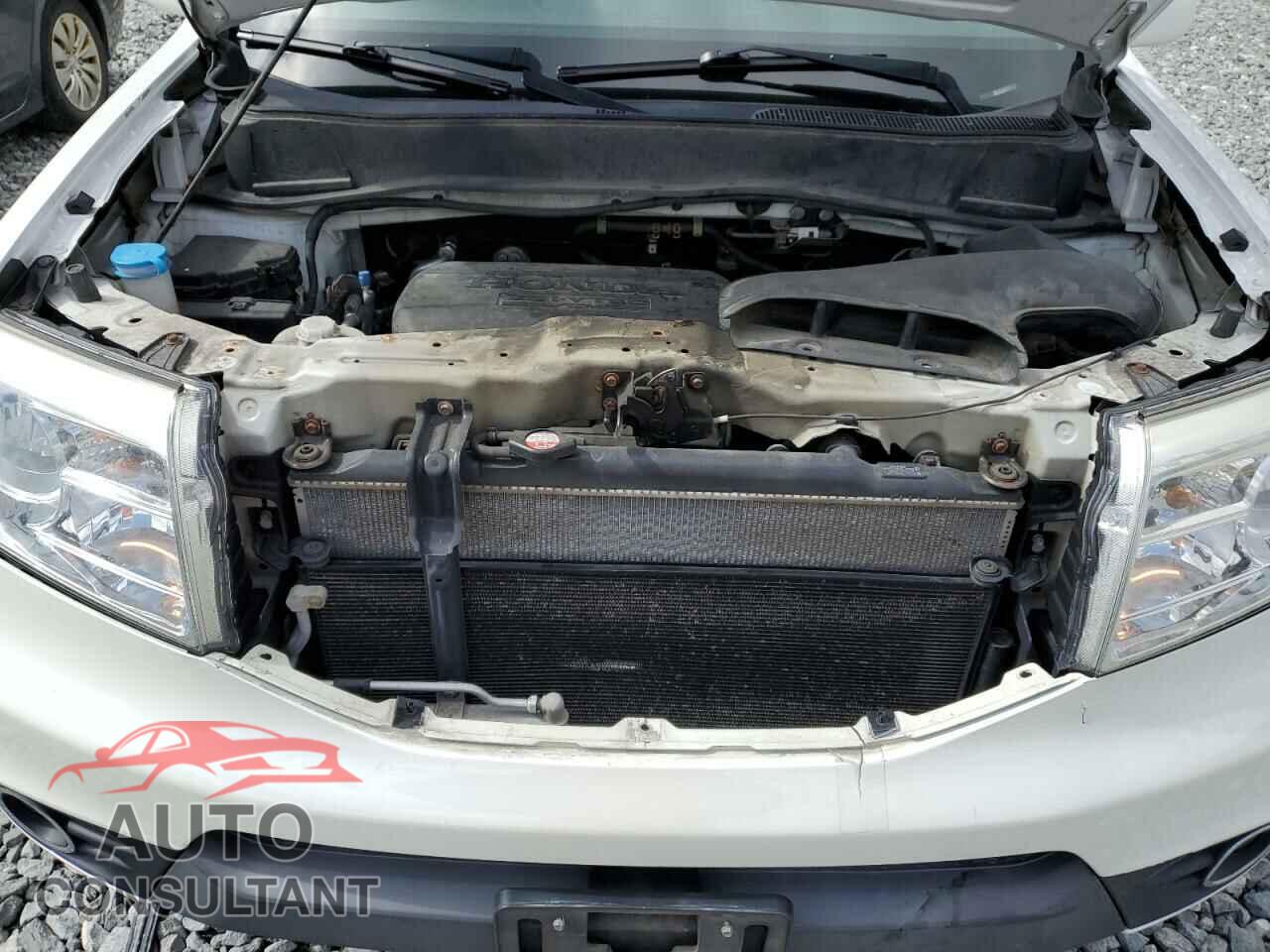 HONDA PILOT 2013 - 5FNYF4H94DB041282