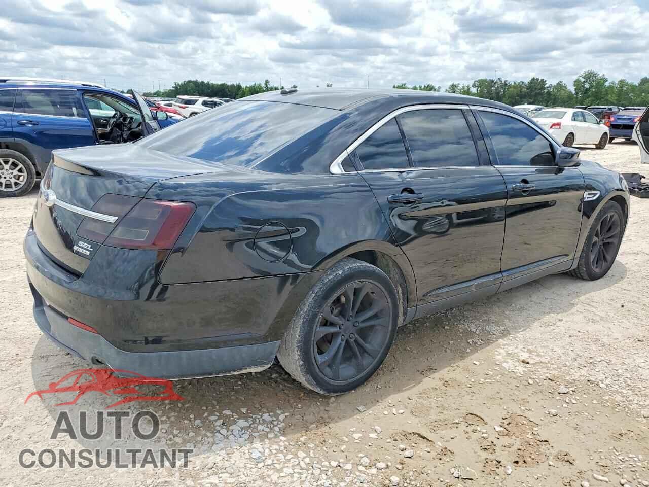 FORD TAURUS 2013 - 1FAHP2E83DG136294