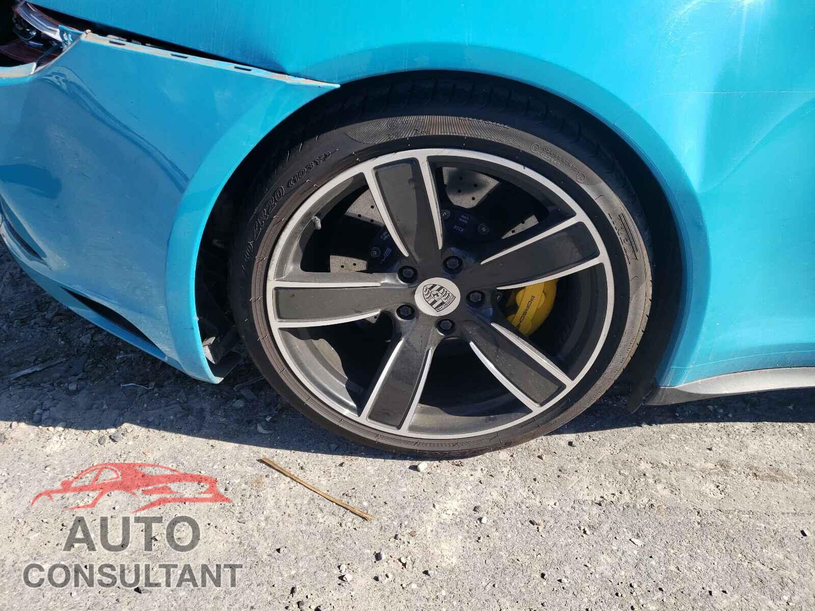PORSCHE 911 2017 - WP0AB2A92HS122480