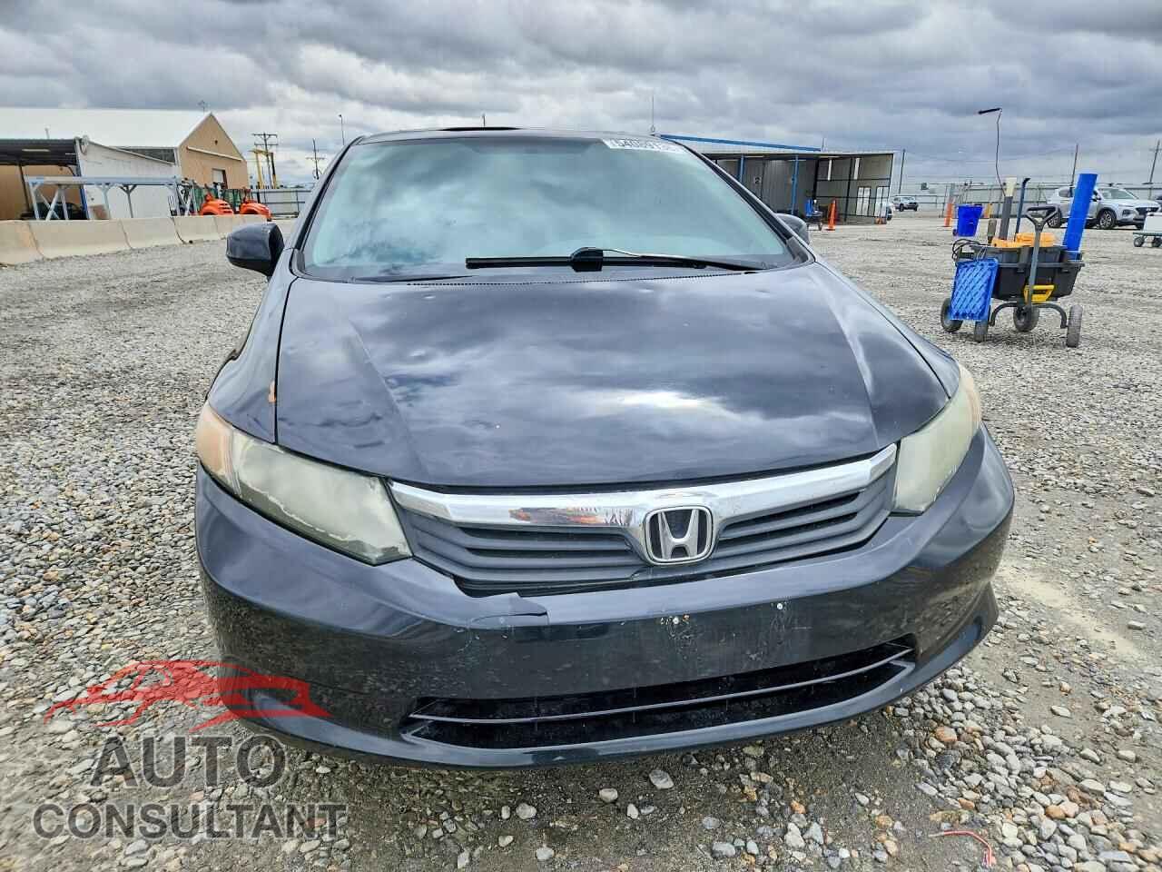 HONDA CIVIC 2012 - 2HGFB2F85CH331364