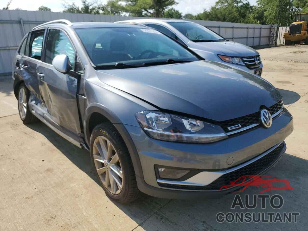 VOLKSWAGEN GOLF 2018 - 3VWH17AU5JM754209