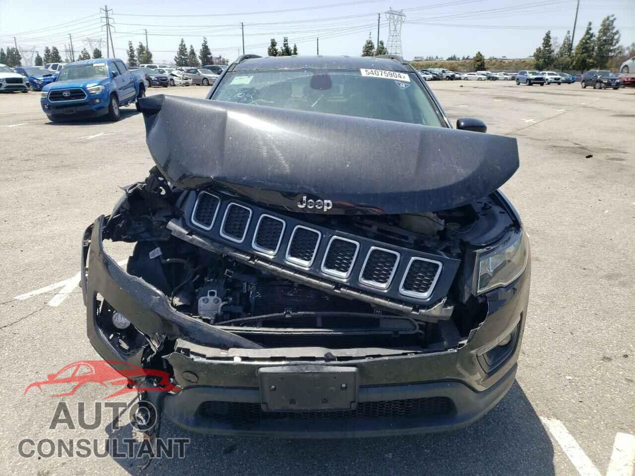 JEEP COMPASS 2018 - 3C4NJDBB1JT161275