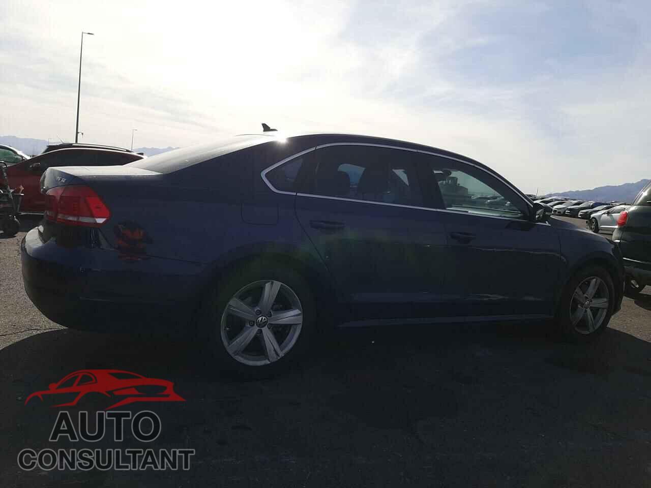 VOLKSWAGEN PASSAT 2014 - 1VWBT7A39EC107343