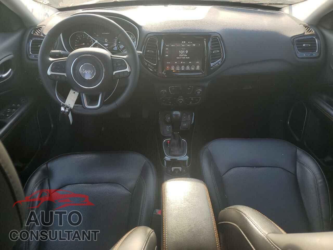 JEEP COMPASS 2019 - 3C4NJDCB8KT666276