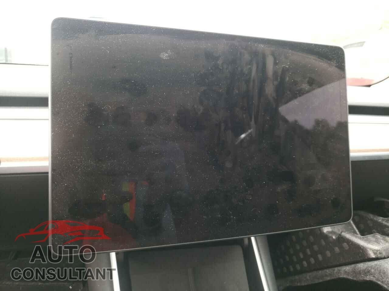 TESLA MODEL 3 2019 - 5YJ3E1EA7KF411034