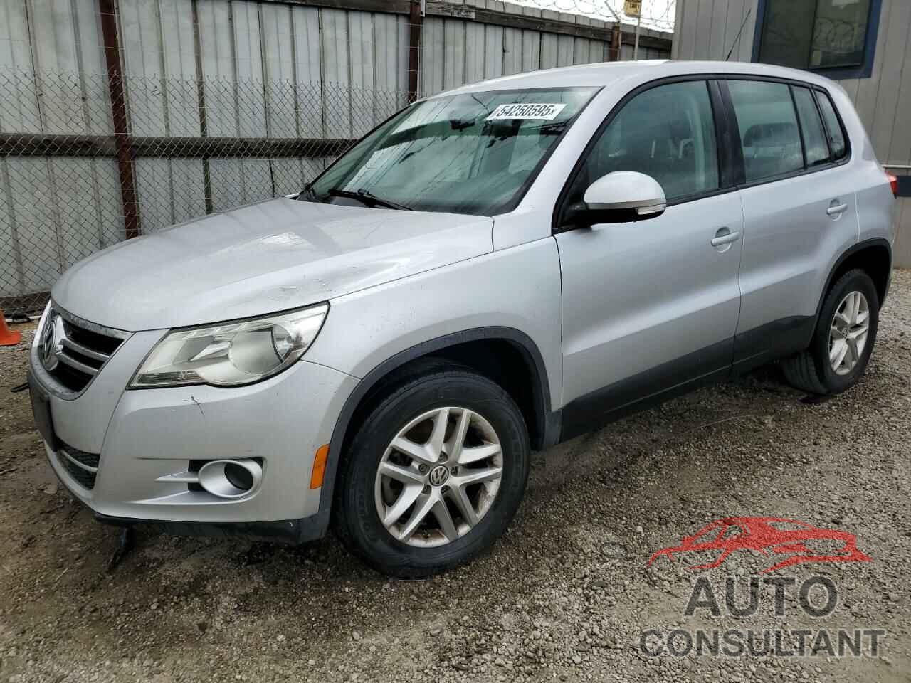 VOLKSWAGEN TIGUAN 2011 - WVGAV7AX5BW552597
