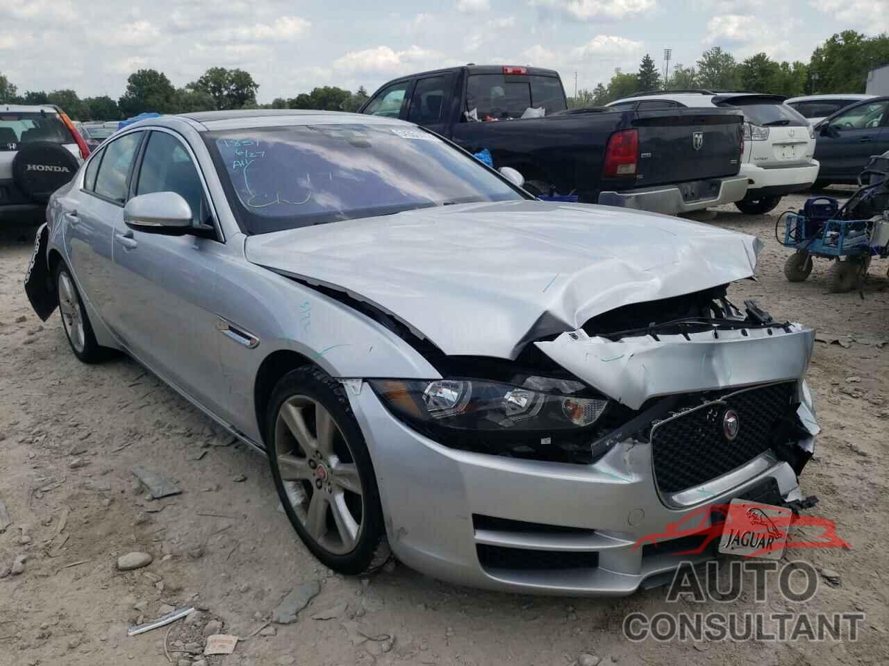 JAGUAR XE 2018 - SAJAJ4FX2JCP21838