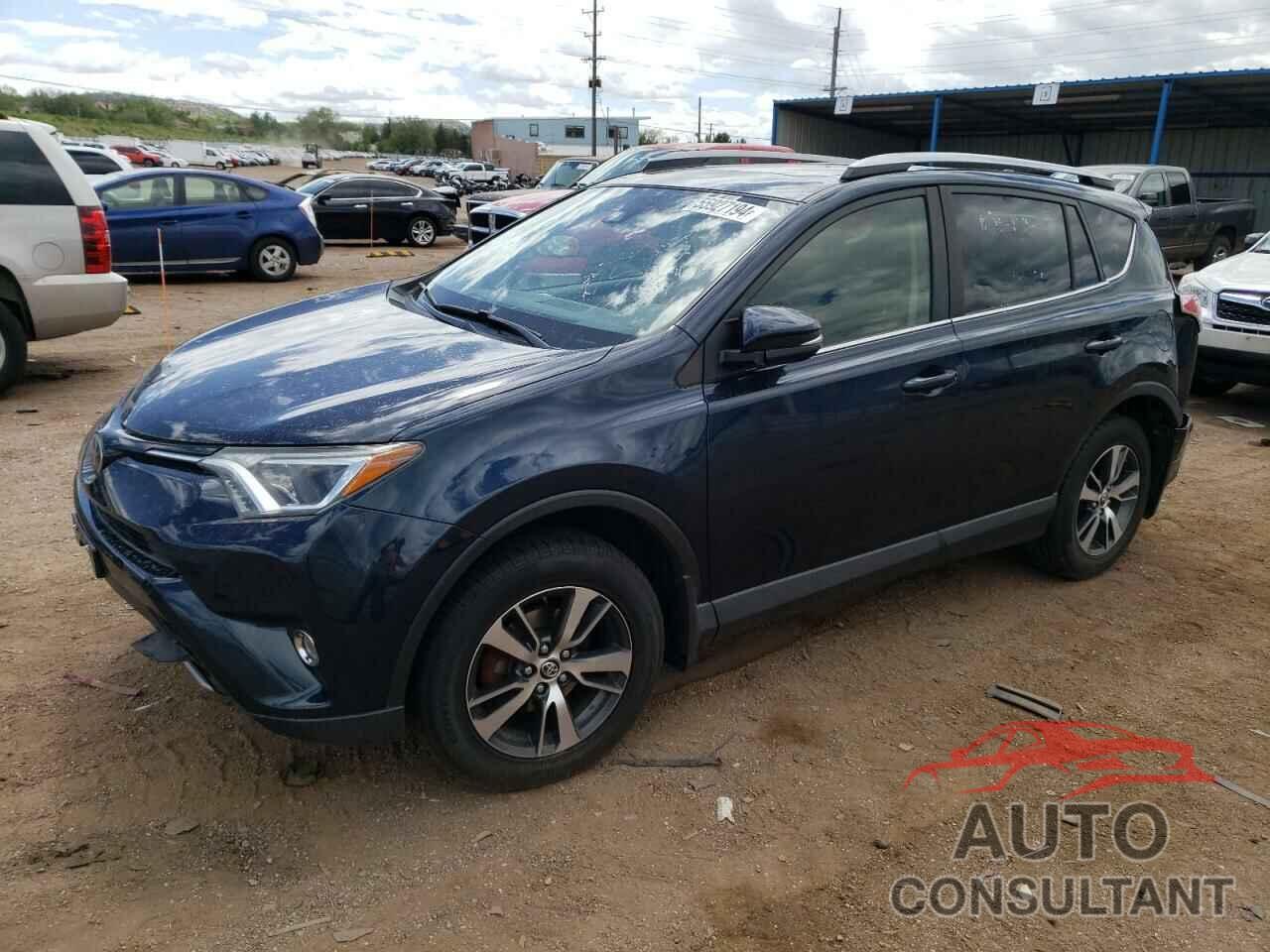 TOYOTA RAV4 2017 - JTMRFREV6HJ155463