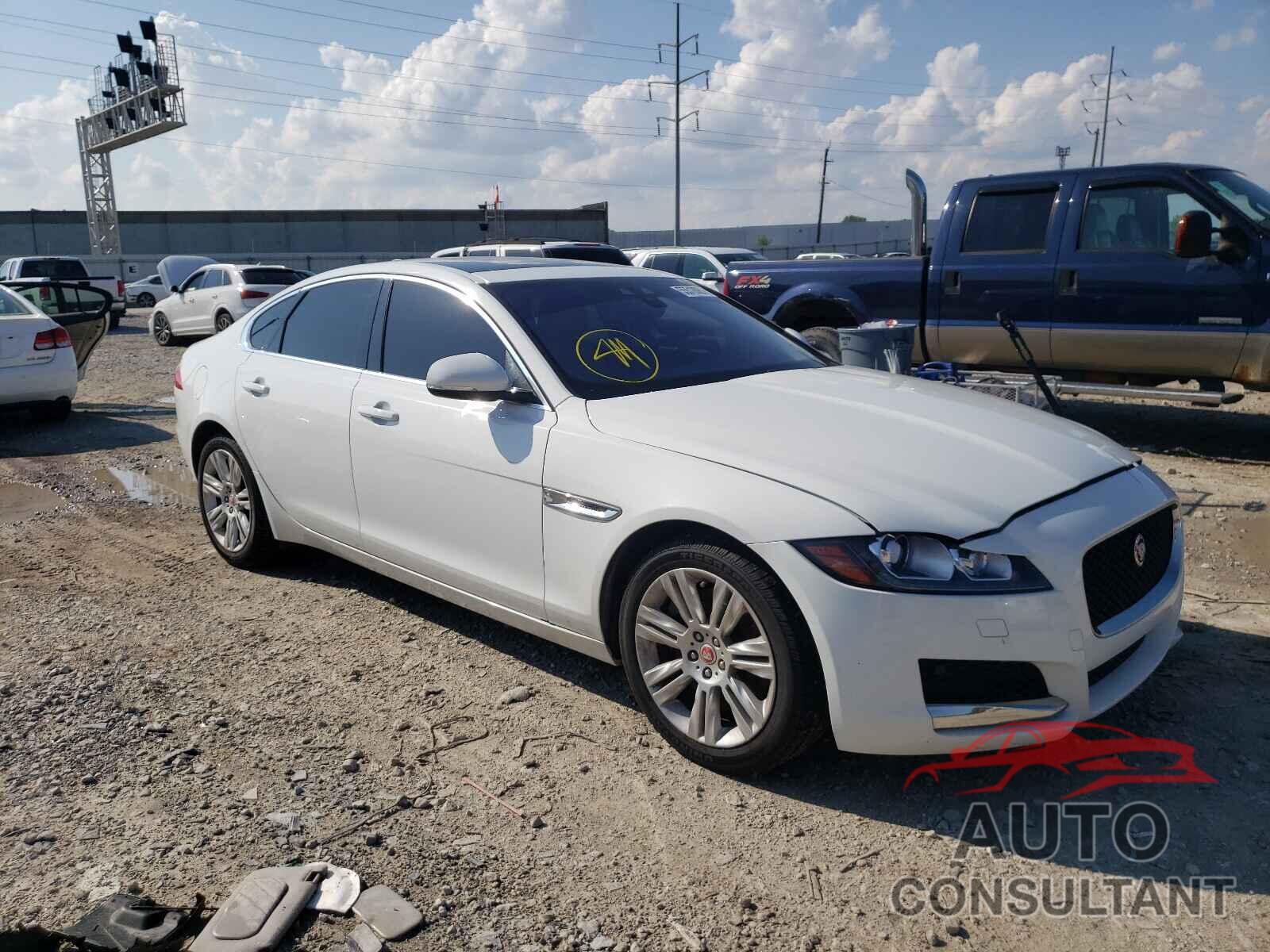 JAGUAR XF 2017 - SAJBJ4BV4HCY40638