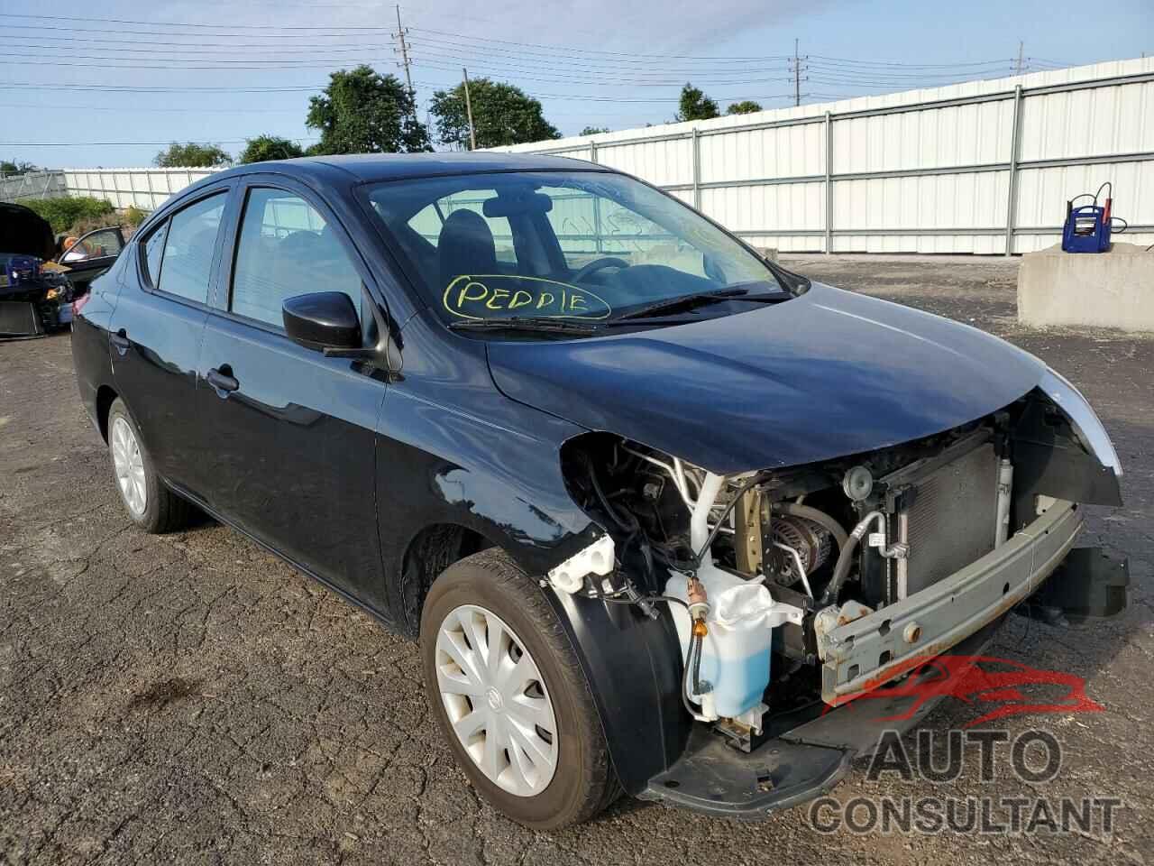 NISSAN VERSA 2017 - 3N1CN7AP1HL864320