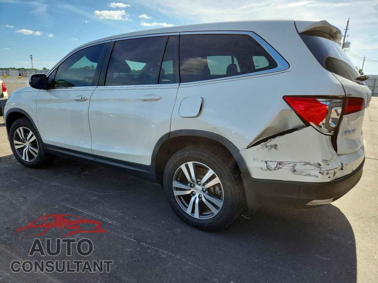 HONDA PILOT 2017 - 5FNYF5H58HB025644