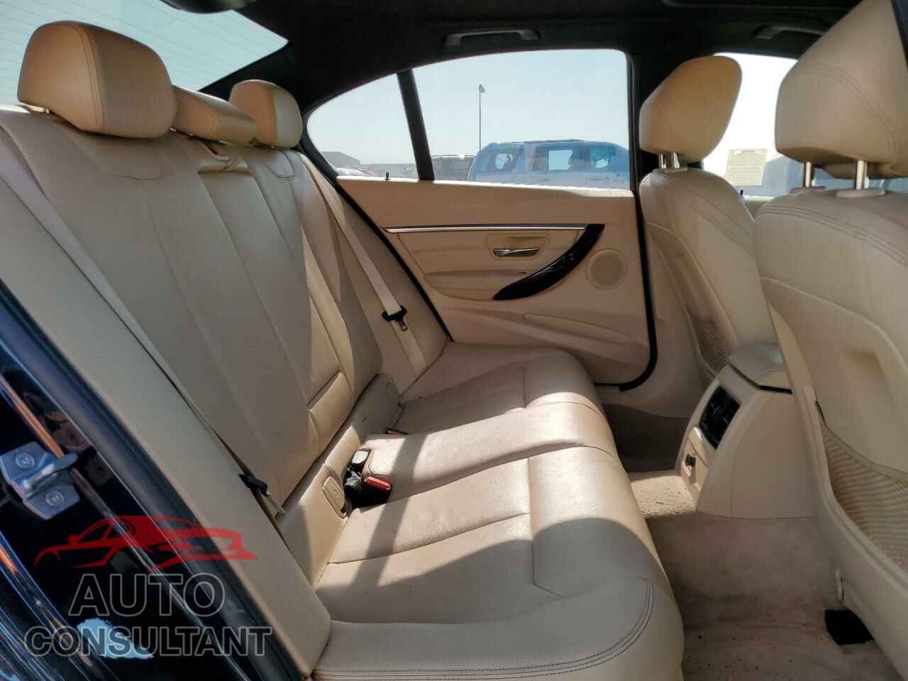 BMW 3 SERIES 2016 - WBA8E5C5XGK388357