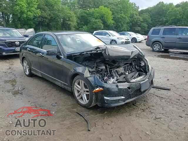 MERCEDES-BENZ C-CLASS 2014 - WDDGF8AB1EG208078
