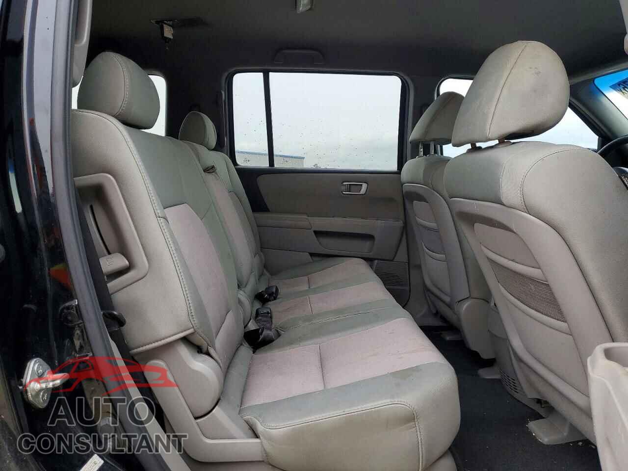HONDA PILOT 2010 - 5FNYF3H47AB004480