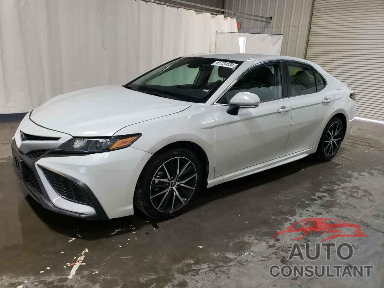 TOYOTA CAMRY 2022 - 4T1G11AK9NU070139