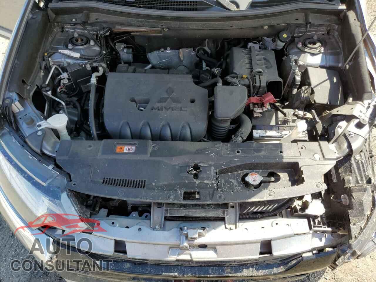 MITSUBISHI OUTLANDER 2019 - JA4AD3A33KZ005754